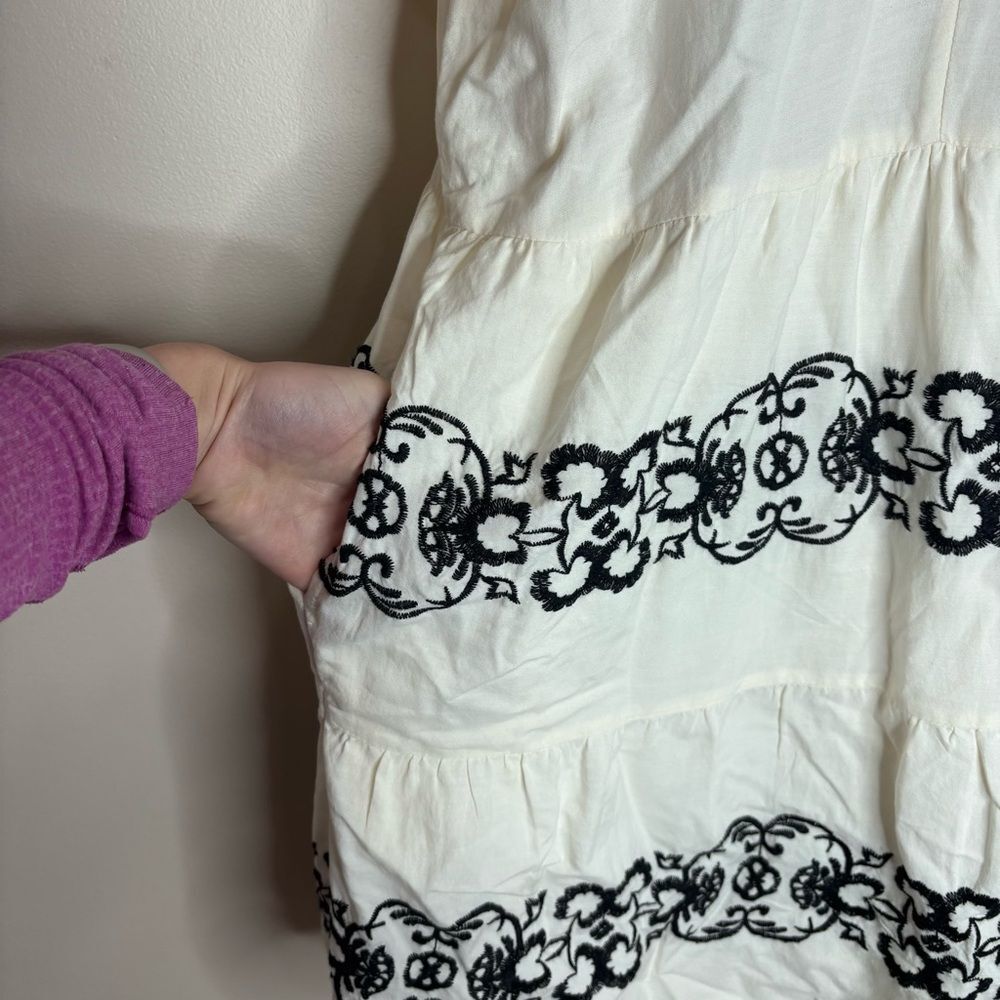 Old Navy Embroidered Flutter-Sleeve Swing Dress small cotton blend white black - Picture 3 of 8